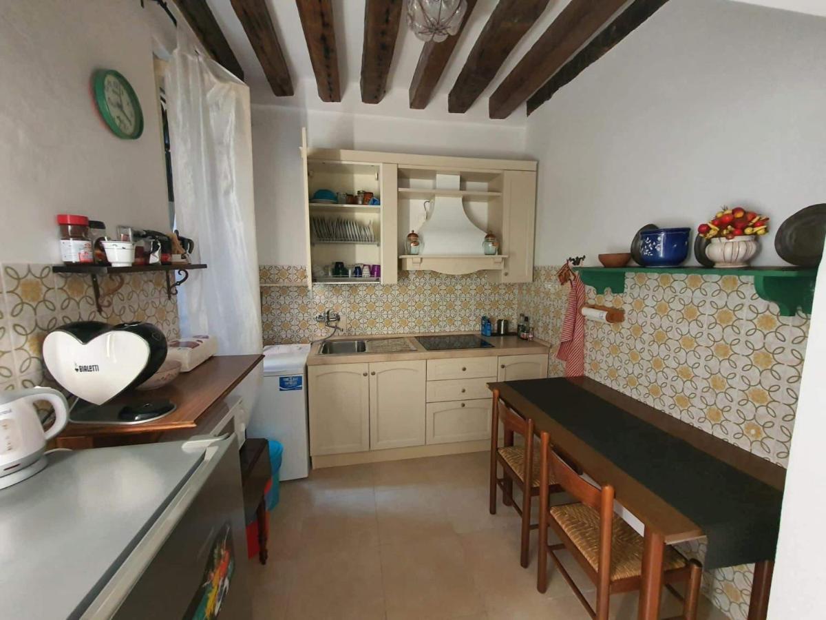 Residenza Oleandro Rosa Apartment Venesia Bagian luar foto