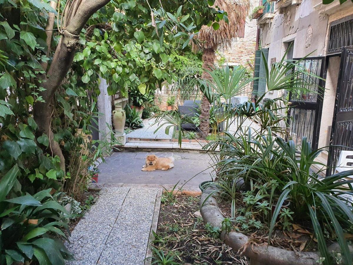 Residenza Oleandro Rosa Apartment Venesia Bagian luar foto
